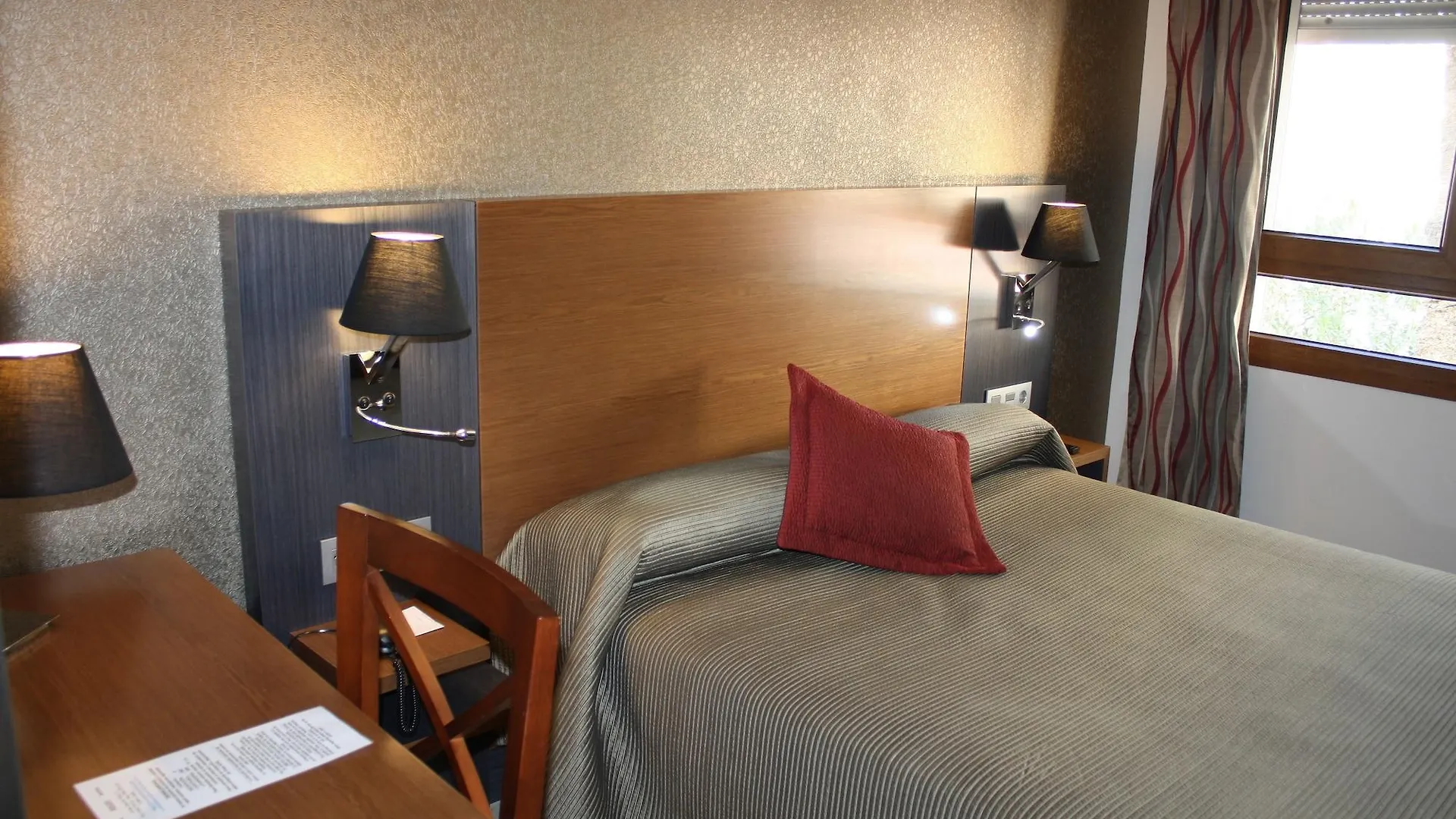 ***  Hotel Regio Cádiz Espanha